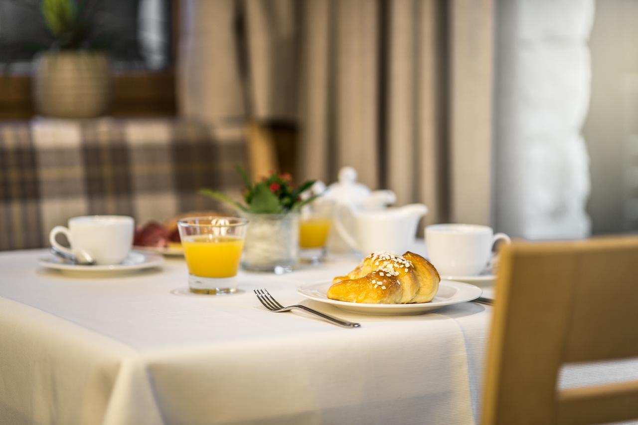 Garni Larix Hotel Colfosco Luaran gambar