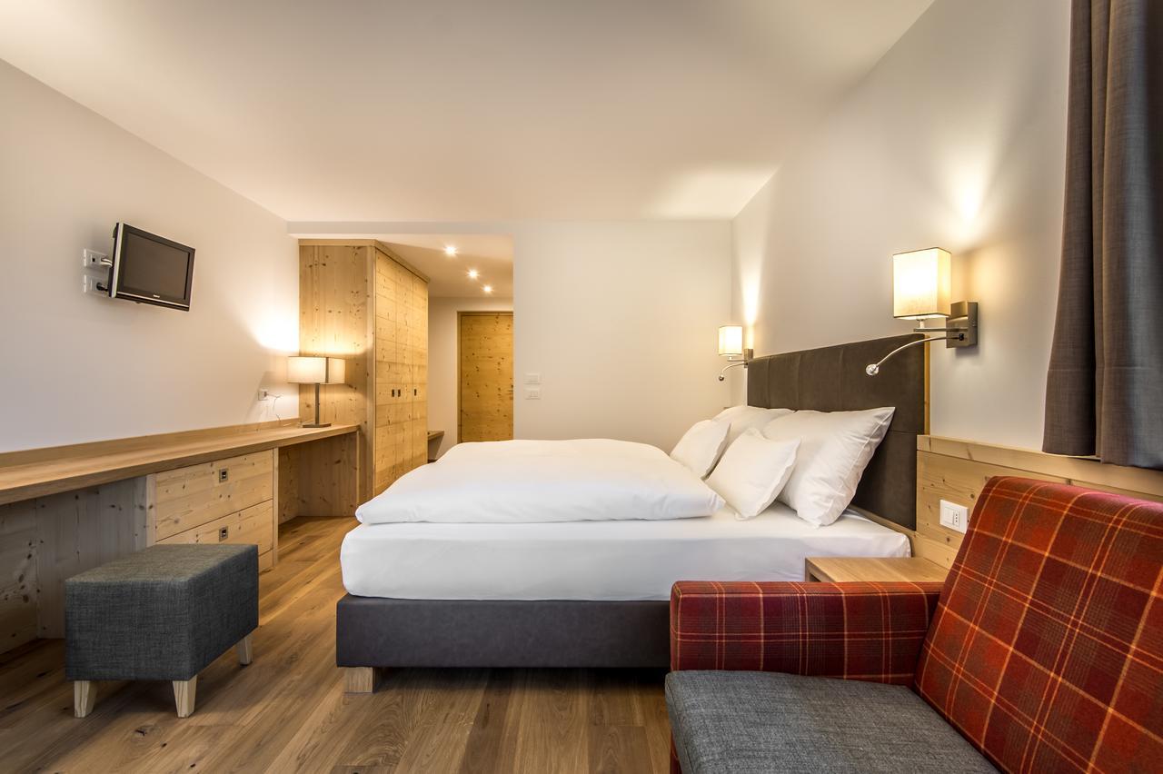 Garni Larix Hotel Colfosco Luaran gambar